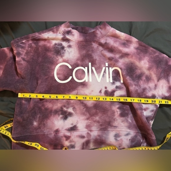 CALVIN Klein Performance Tie-Dye Cropped Sweatshirt purple, pink, and white - Picture 3 of 8